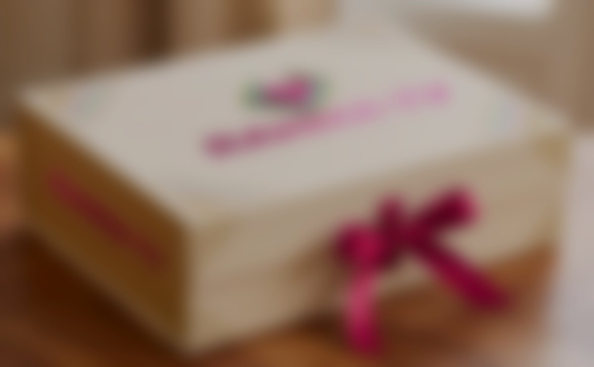 Le coffret raHma surprise, fermé